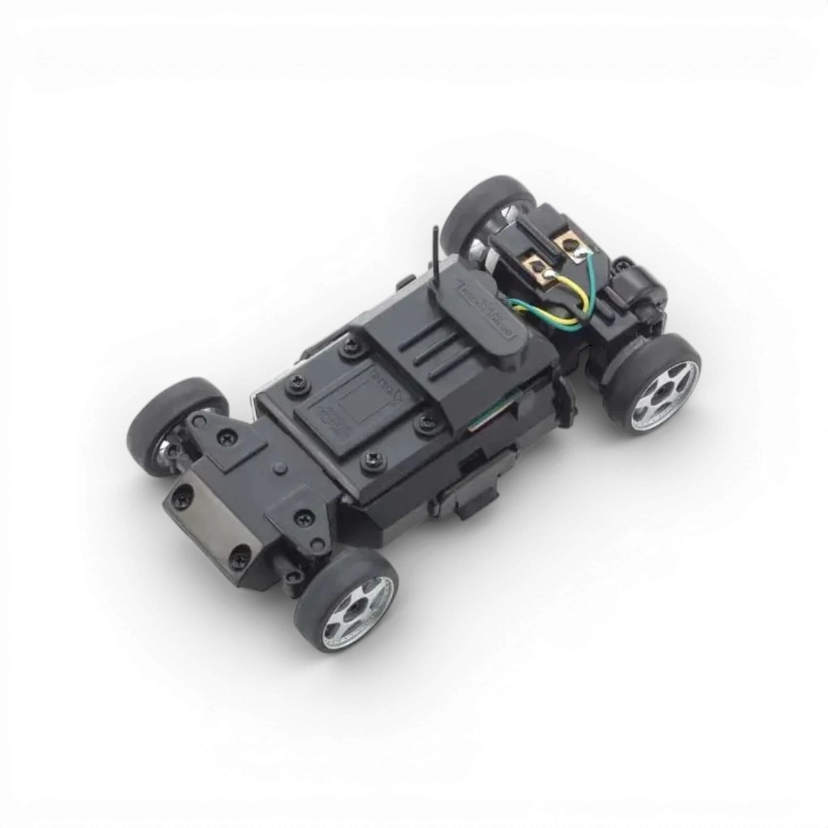 Voiture radiocommandée Kyosho Mini-Z 1:28 Sprinter Trueno AE86 blanc et noir avec détails en fibre de carbone.