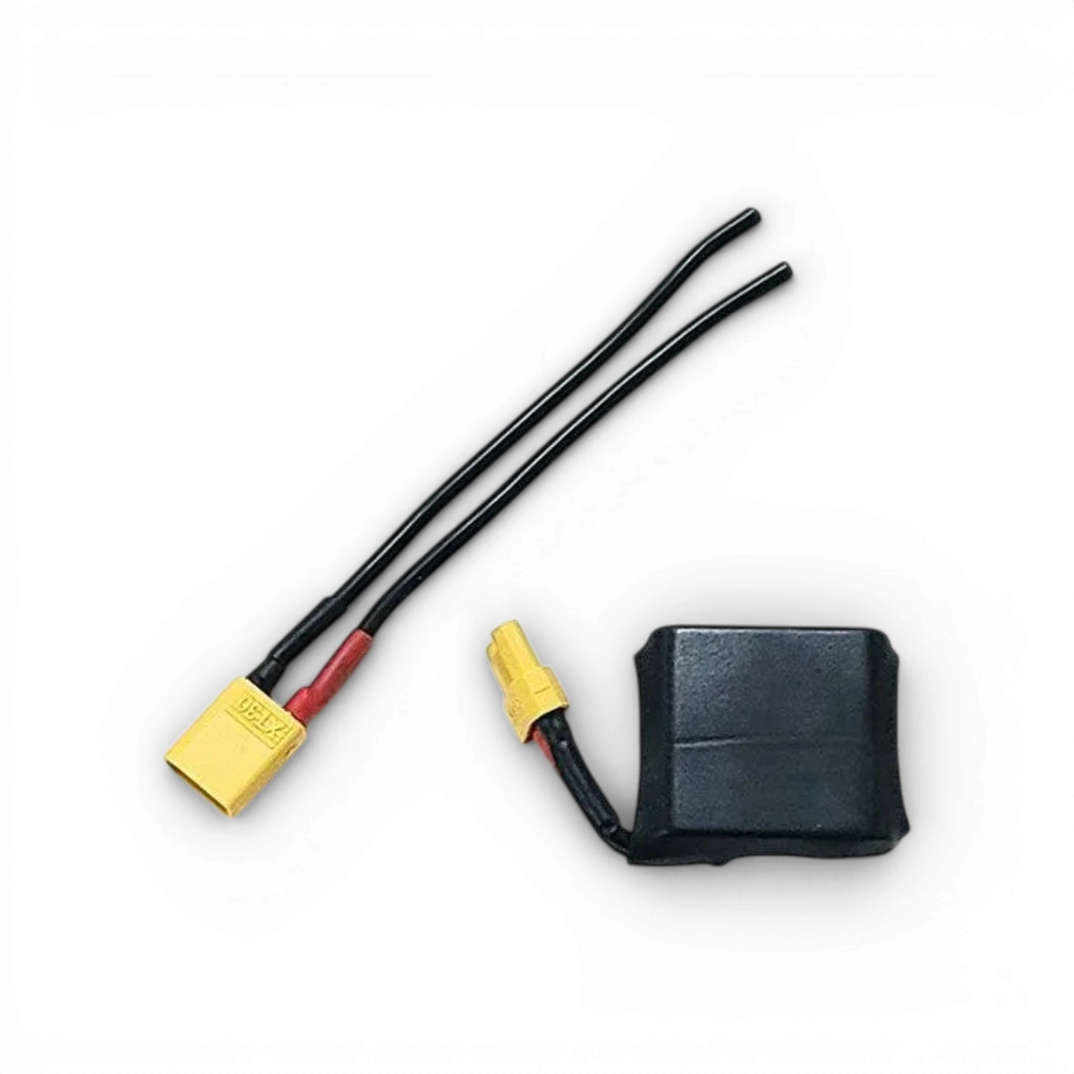Condensateur haute réactivité Type H pour ESC, électronique Topline, avec composants et connecteurs visibles.