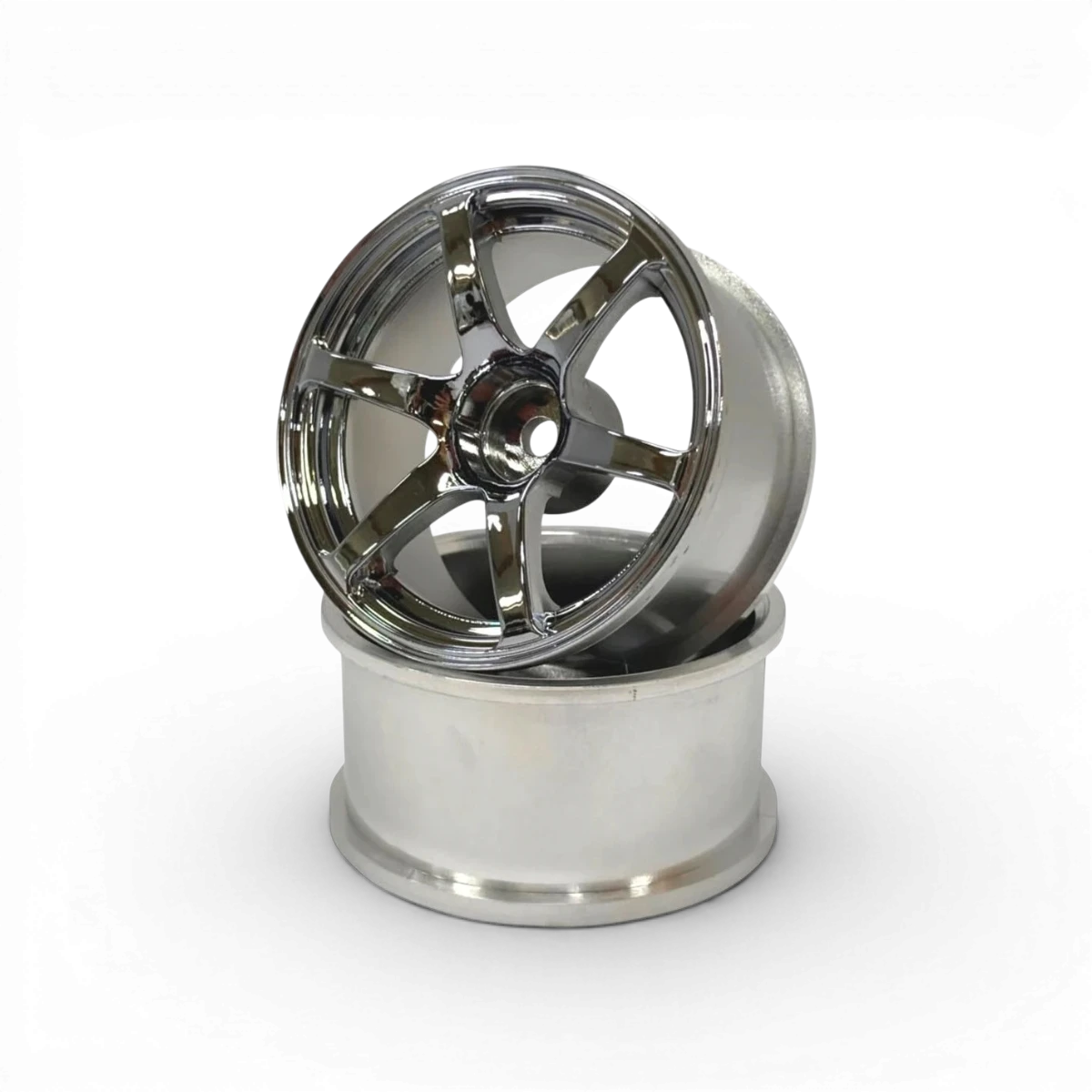Jantes AVS T6 Offset+5 en chrome pour véhicules, fabriquées par Mikuni Factory, avec design élégant et finition brillante.
