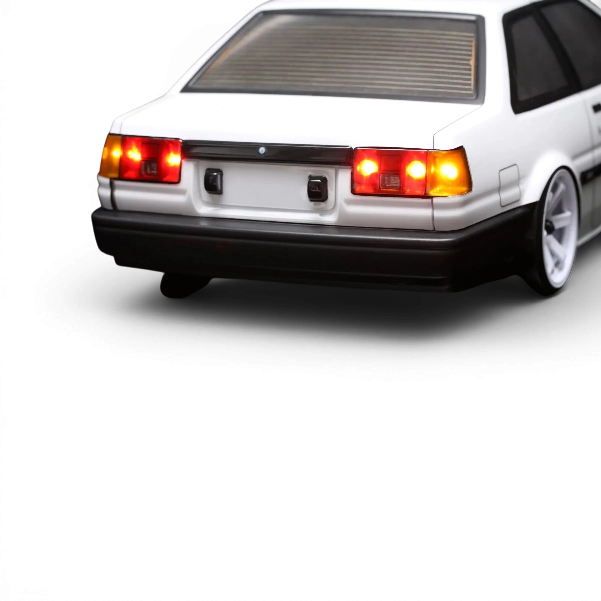 Kit LED pour Toyota AE86 Levin 2 portes, personnalisé par Team Yokomo, lumineux et adapté à la customisation automobile.