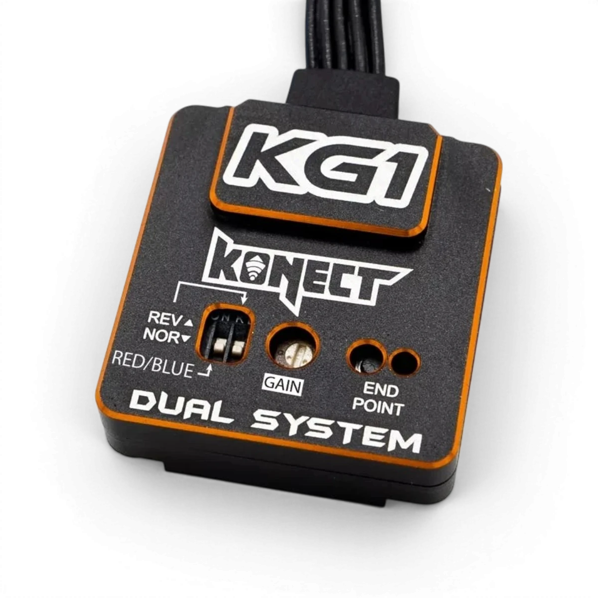 Système électronique Konect Gyro Drift KG1 Dual, capteur gyroscopique et électronique pour stabilisation et contrôle.