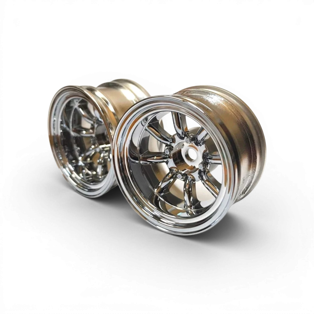 Roues Mini Watanabe Offset8 Chrome de marque Topline, finition chromée brillante, visibles avec détails métalliques.