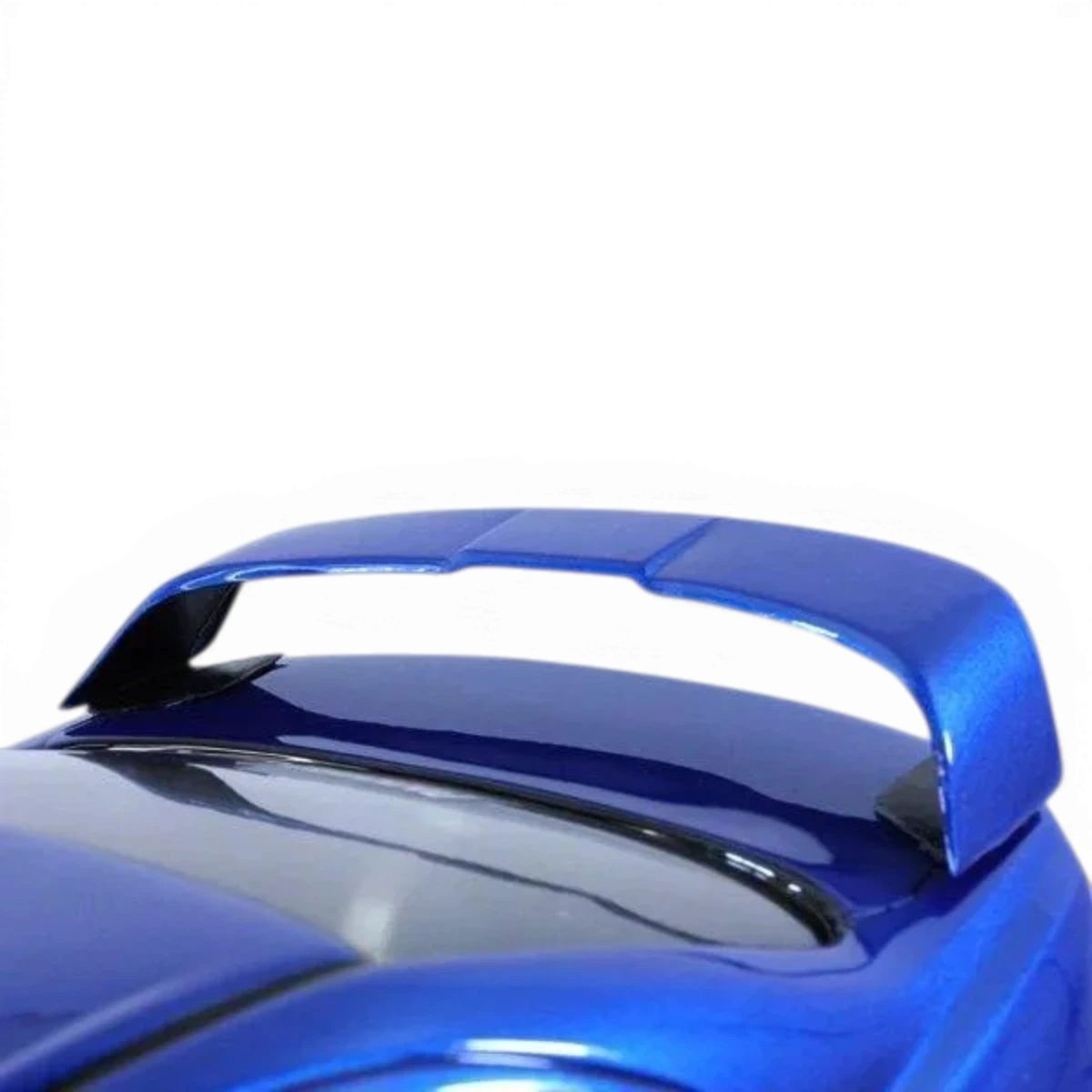 Carrosserie Mitsubishi Lancer Evo X Pandora RC, finition détaillée et design réaliste, vue de face sur fond blanc.