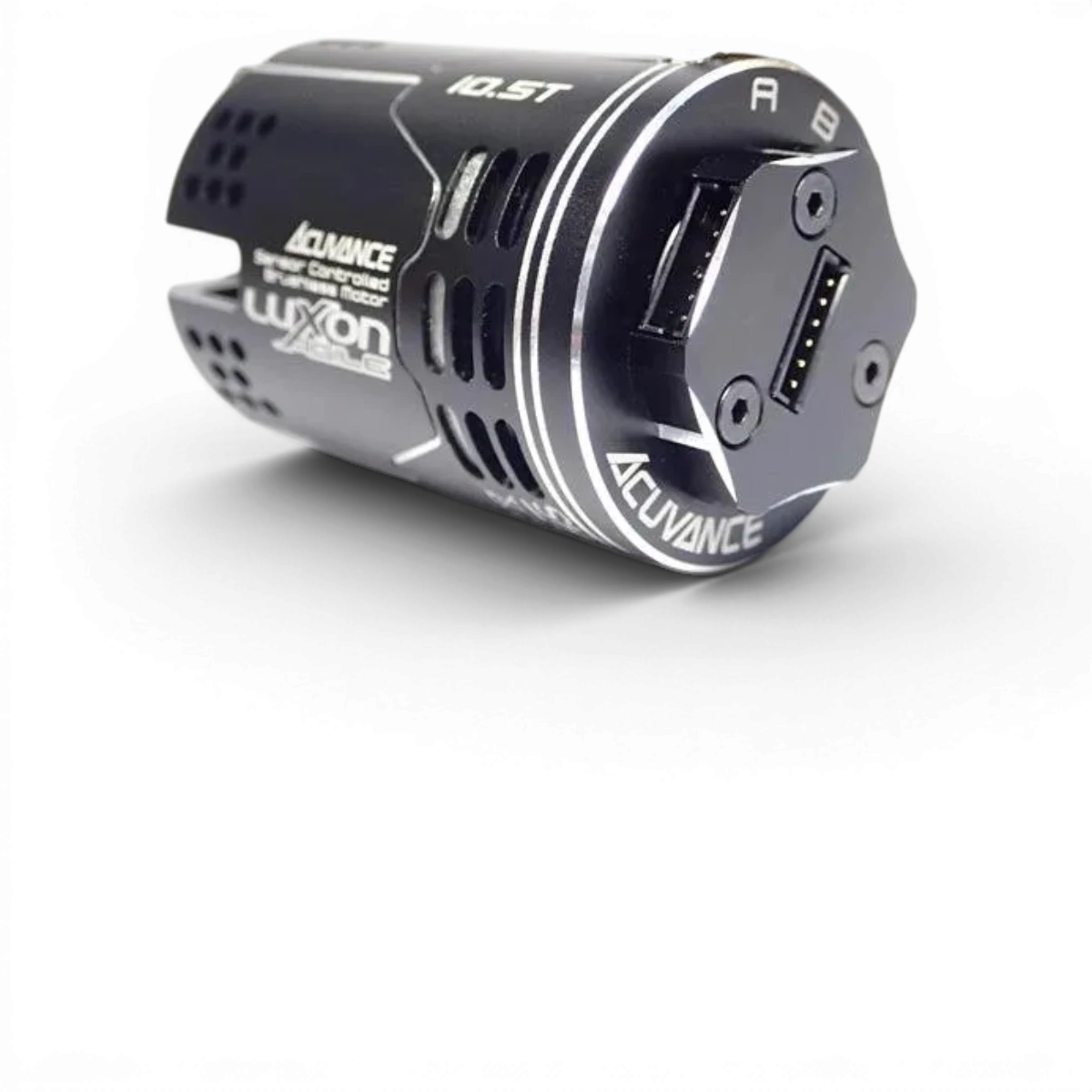 Moteur électronique Luxon AGILE 10.5T de la marque Acuvance, vue en gros plan avec câbles et connecteurs visibles.