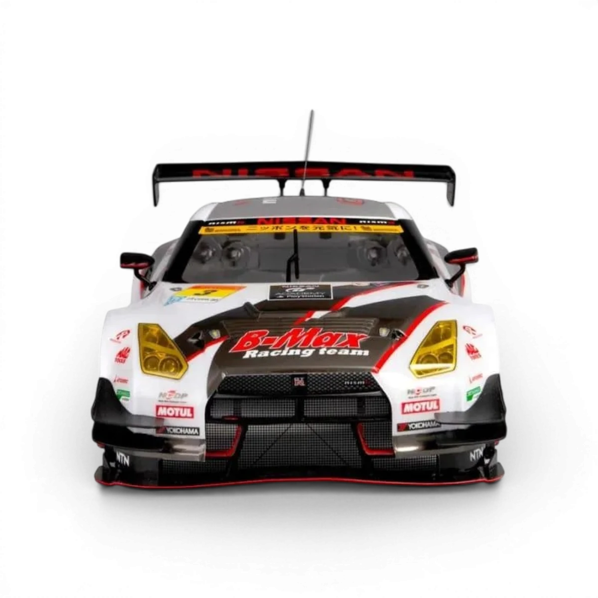 Carrosserie Nissan B-MAX NDDP GT-R peinte de la marque Killer Body, finition détaillée et peinture colorée.