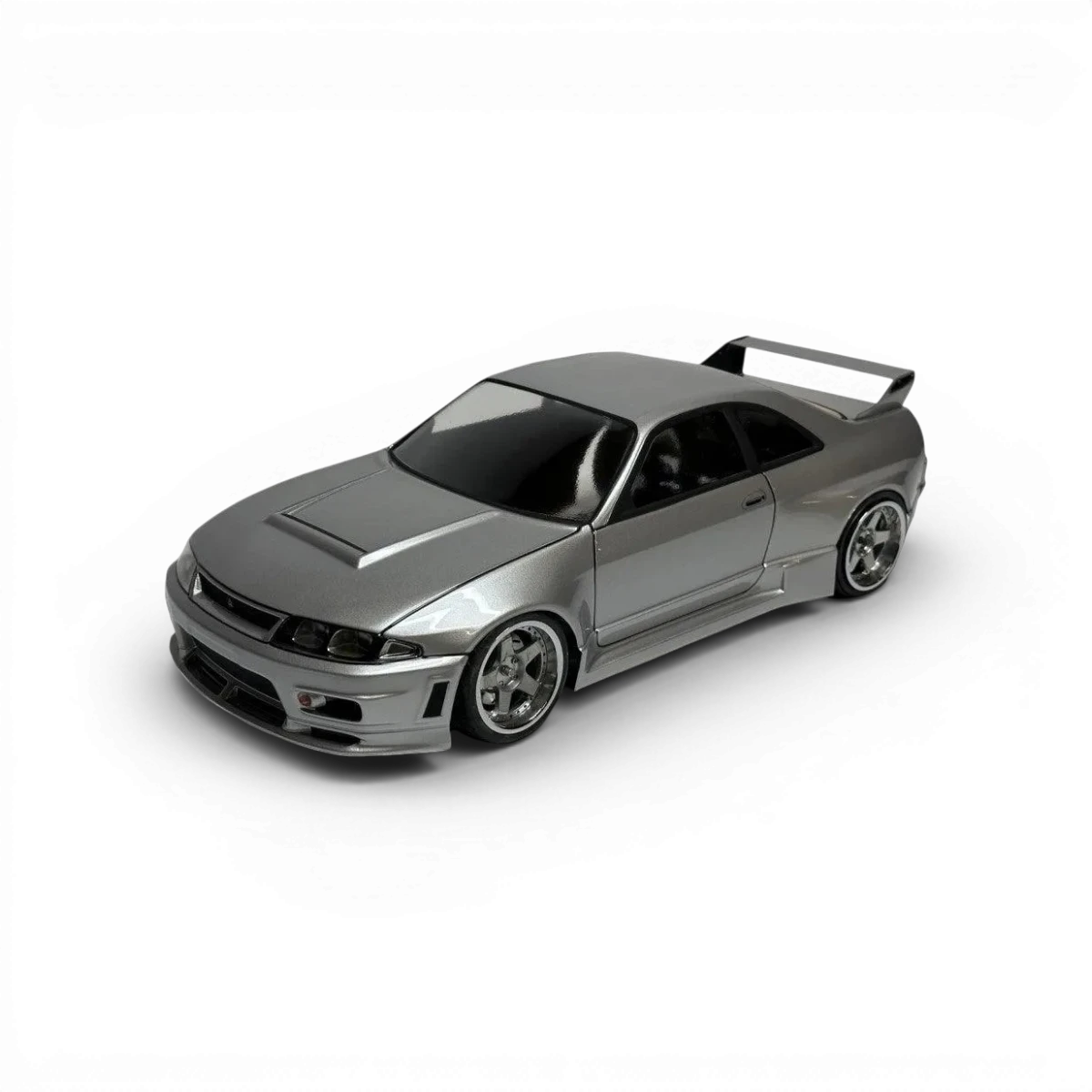 Détails de la carrosserie Nissan R33 Skyline pour voiture RC, modèle Aplastics RC, en plastique noir avec éléments stylisés