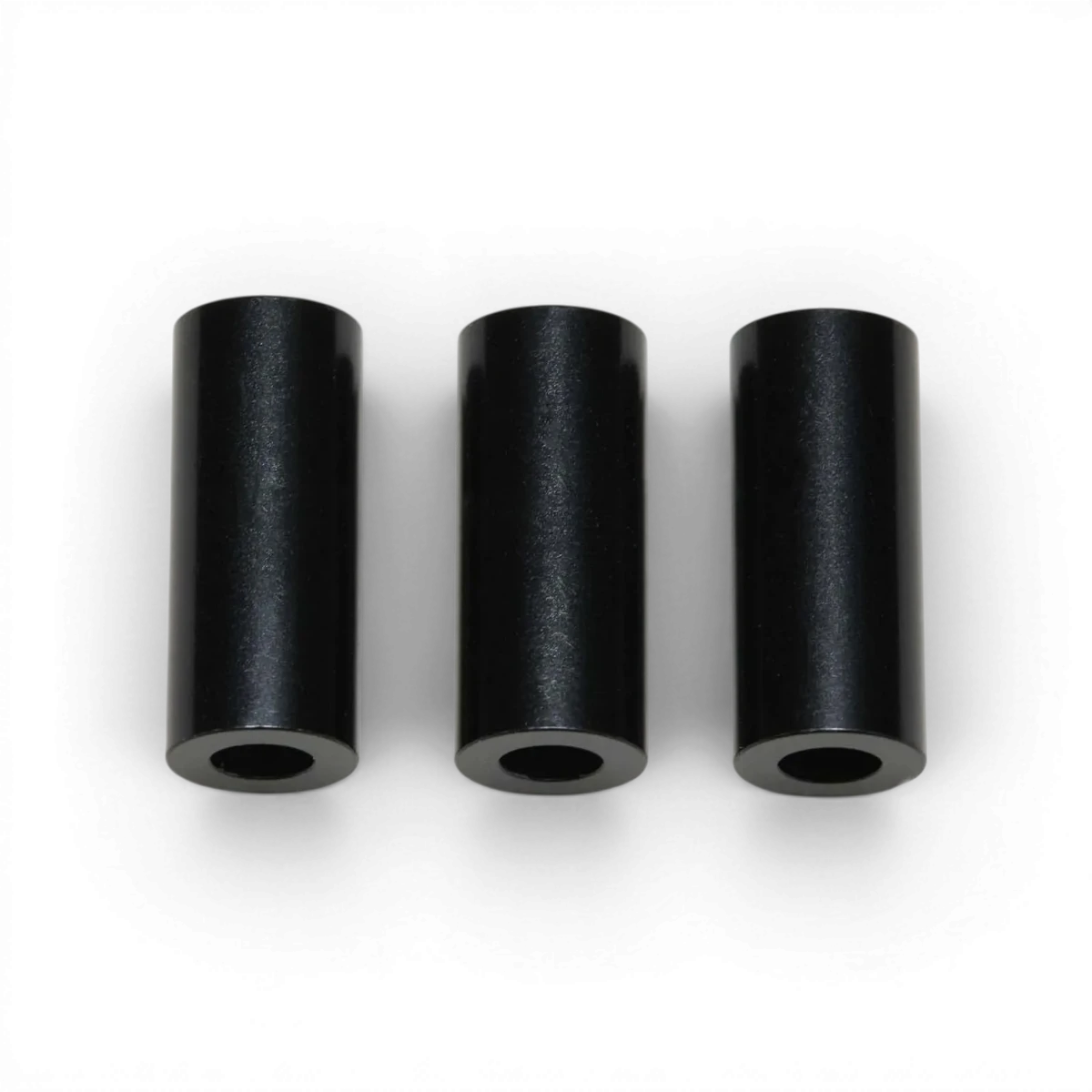 Trois poteaux en aluminium MD1.0 LTS pour pièces détachées Team Yokomo, fixation robuste pour modèles RC.