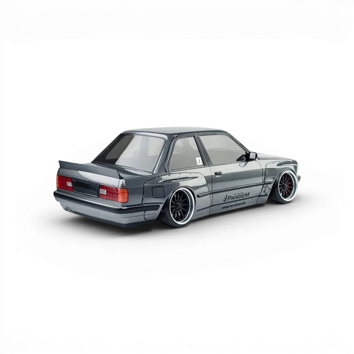 Voiture RC Drift Max Speed Technology RMX 2.5 RTR E30RB grise avec carrosserie en plastique et pneus adaptés à la drift.