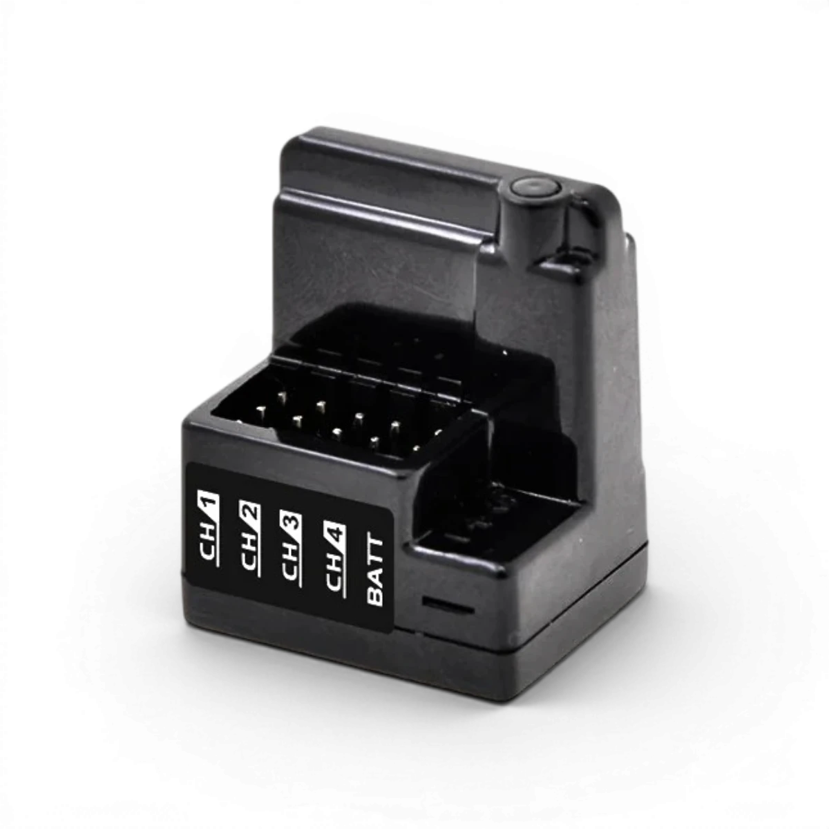 Récepteur RXS2482 AFRC pour SANWA FH3/FH4T, système électronique 4 voies, connecté avec antenne et circuit intégré visible.
