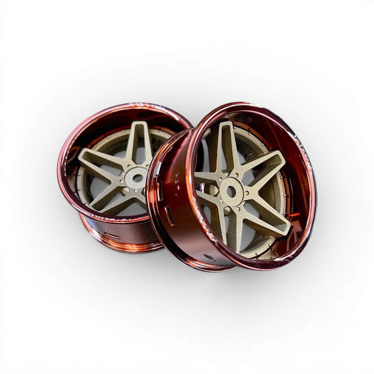 Roues Tetsujin Southern Chrome bronze avec mat en bronze, design élégant et finition brillante, pour véhicules ou accessoires.