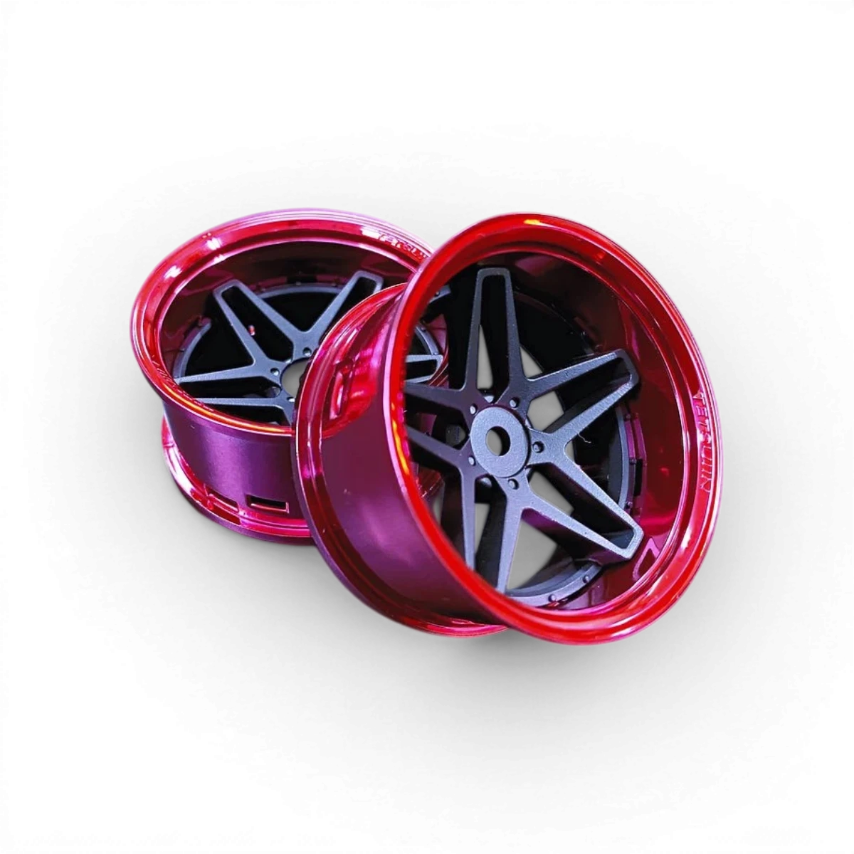 Ensemble de roues Tetsujin Southern Cross Noir Mat et Rouge Chrome, avec jantes en chrome et finition mate noire.