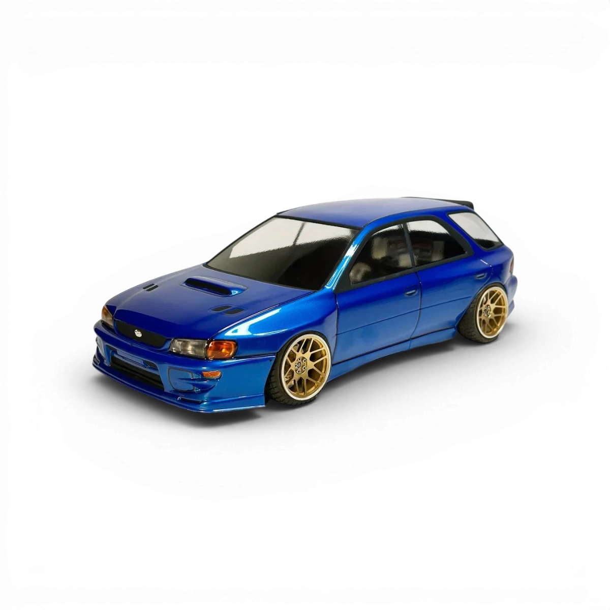 Carrosserie Subaru Impreza Wagon Aplastics RC, en plastique, vue détaillée de la carrosserie pour modélisme.