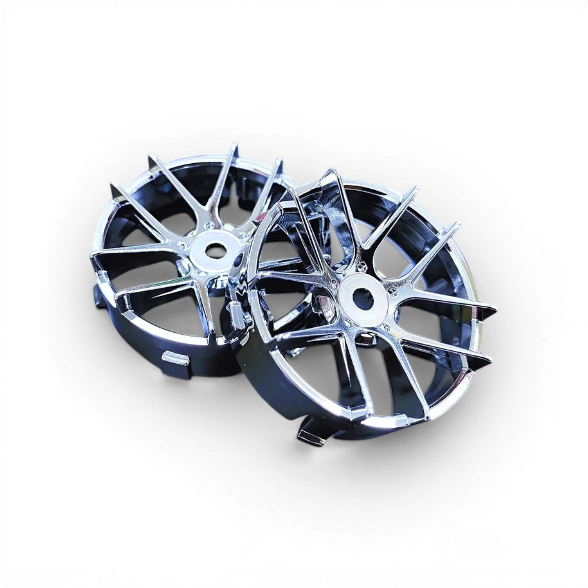 Centre de roue Super RIM Jasmine chrome de la marque Tetsujin, finition chromée brillante, design élégant et moderne.