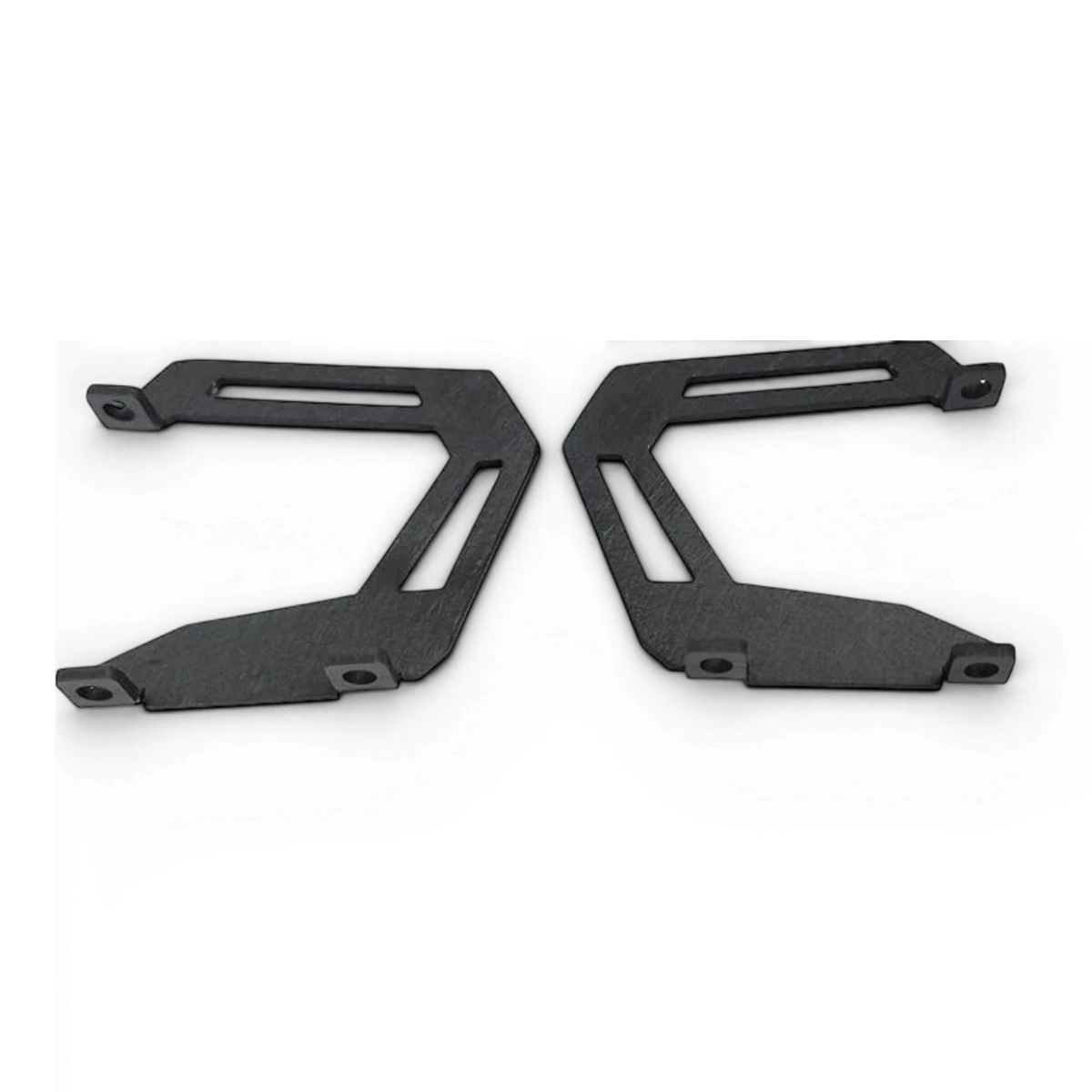 Support d’aileron en aluminium pour fixation de wing stay, conçu par Metal Garage, avec détails de montage et finition métallique.