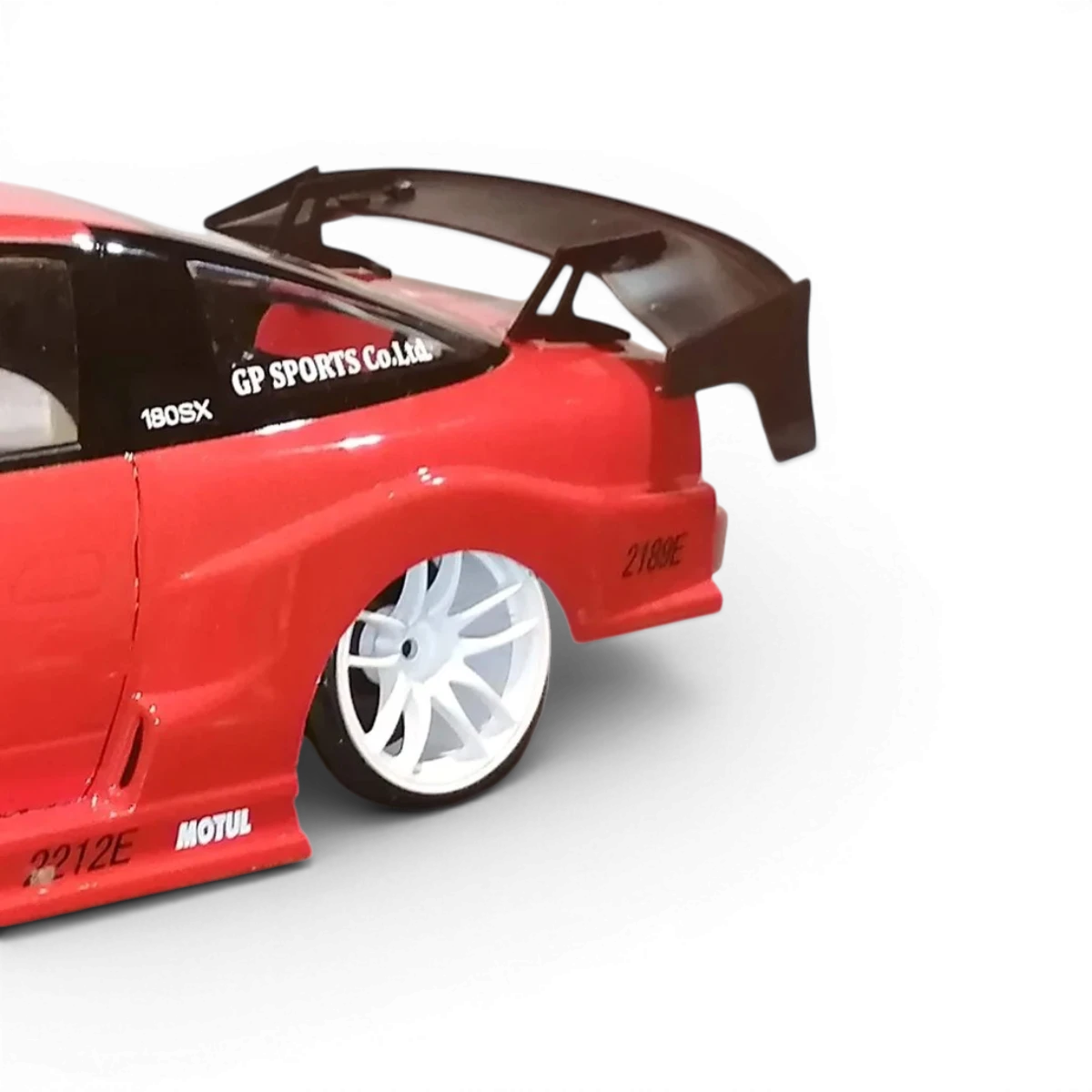 Support d’aileron en aluminium Metal Garage NZ Wing Stay Low, pièce de customisation pour ailerons de voiture.