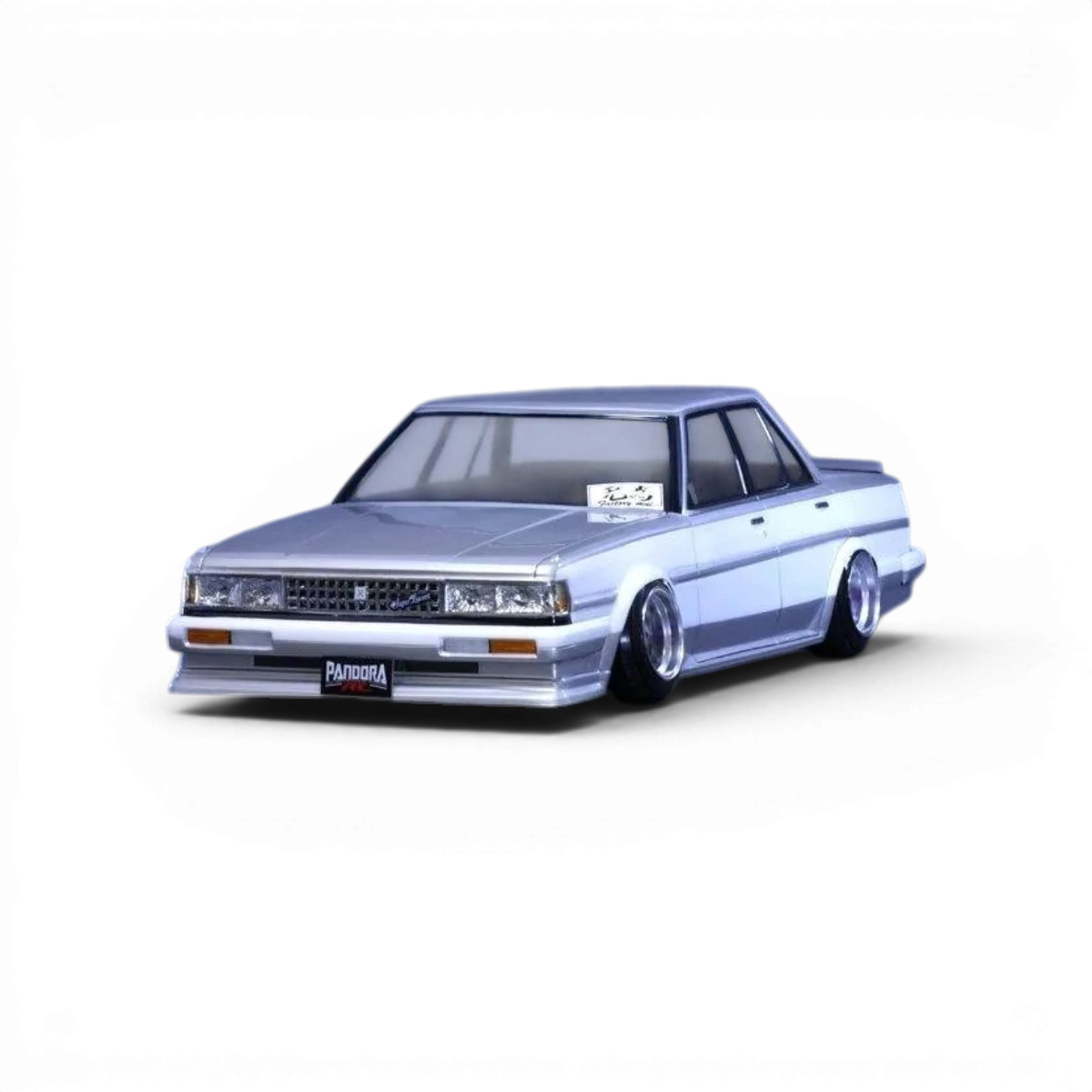 Modèle de voiture Toyota Cresta GX71 en carrosserie Pandora RC, vue détaillée de la miniature de voiture télécommandée.