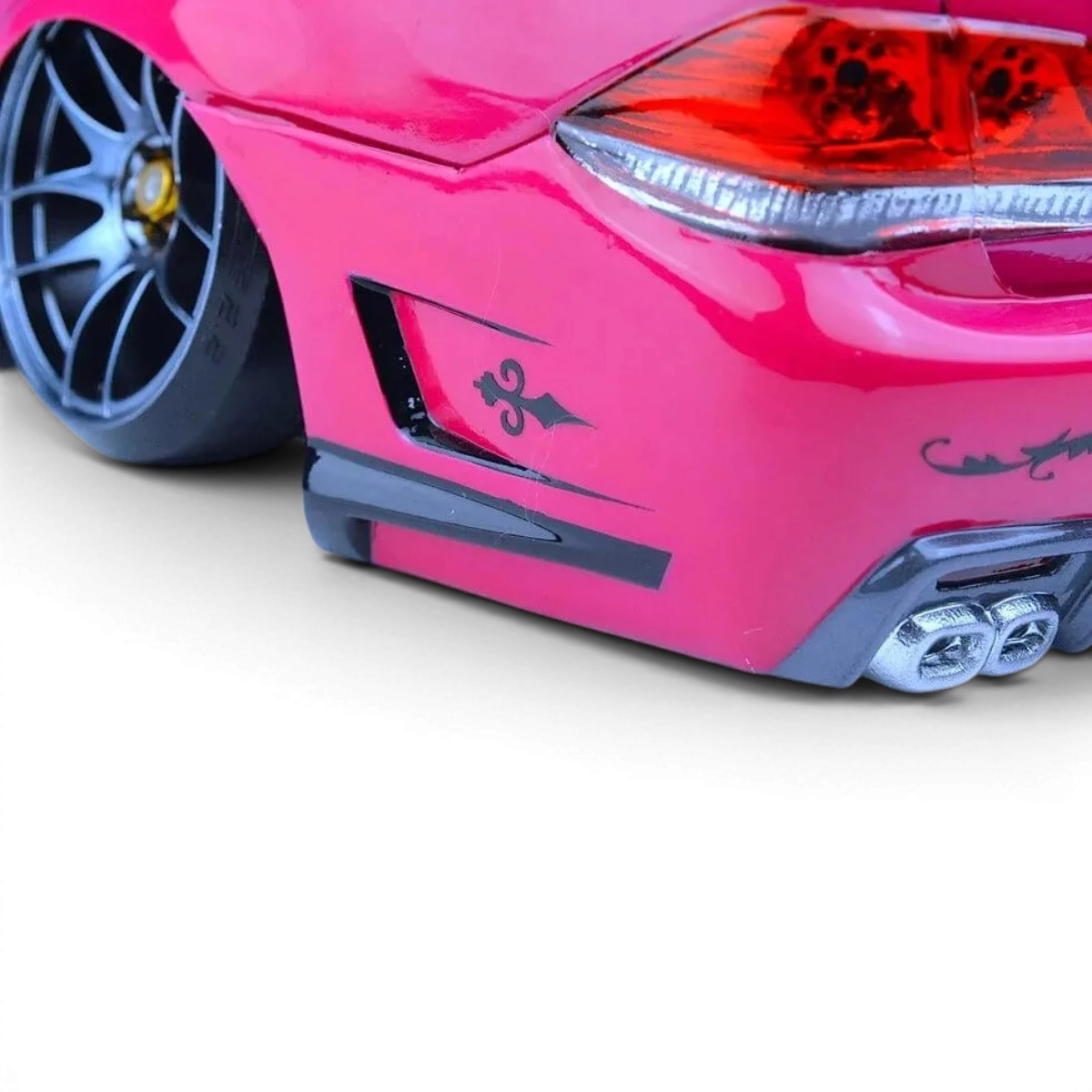 Modèle de carrosserie Toyota GRS20 Crown de la marque Tetsujin, vue du véhicule avec détails de la carrosserie.