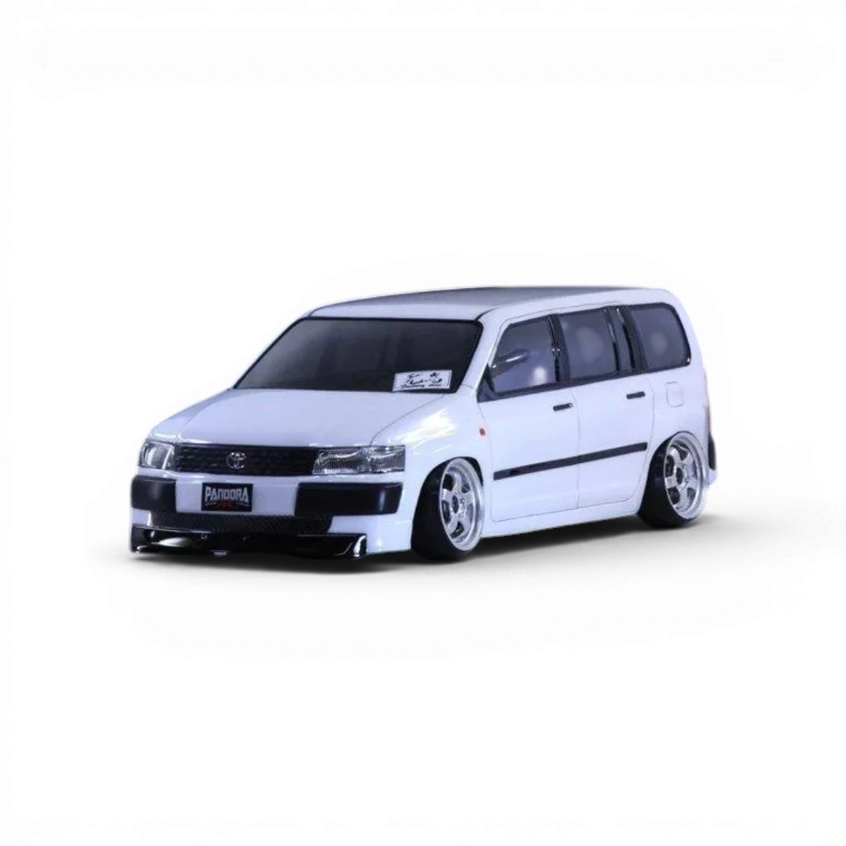 Modèle de carrosserie Toyota Probox Pandora RC, vue de face avec détails de la peinture et des finitions.