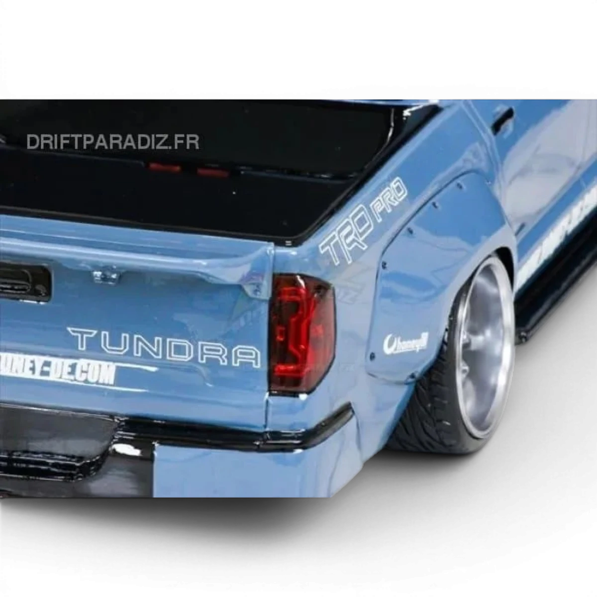 Carrosserie Toyota TUNDRA Honey-D officielle de Pandora RC, détail réaliste pour véhicule RC.