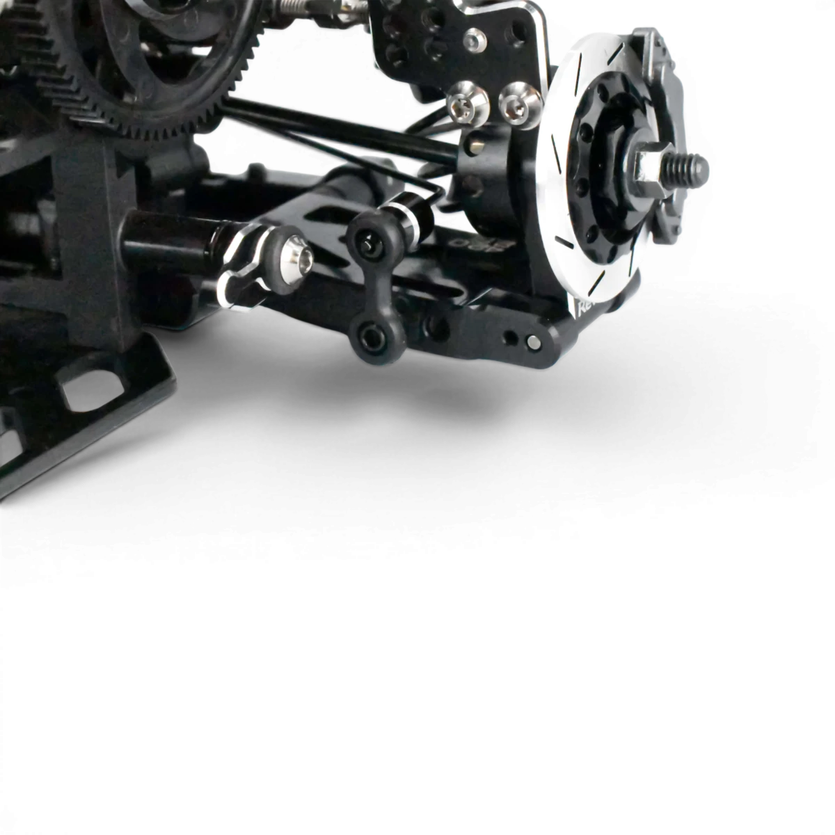 Triangle arrière haute traction 42mm, 2,6° pour barre stabilisatrice, pièce détachée Team Reve D, renforçant la stabilité du véhicule.