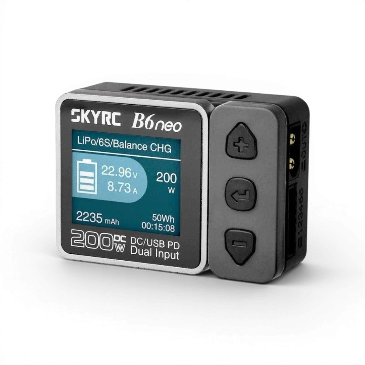 Chargeur USB-C B6+ NEO DC ultra compact de SkyRc, 240W, pour appareils électroniques, en image.