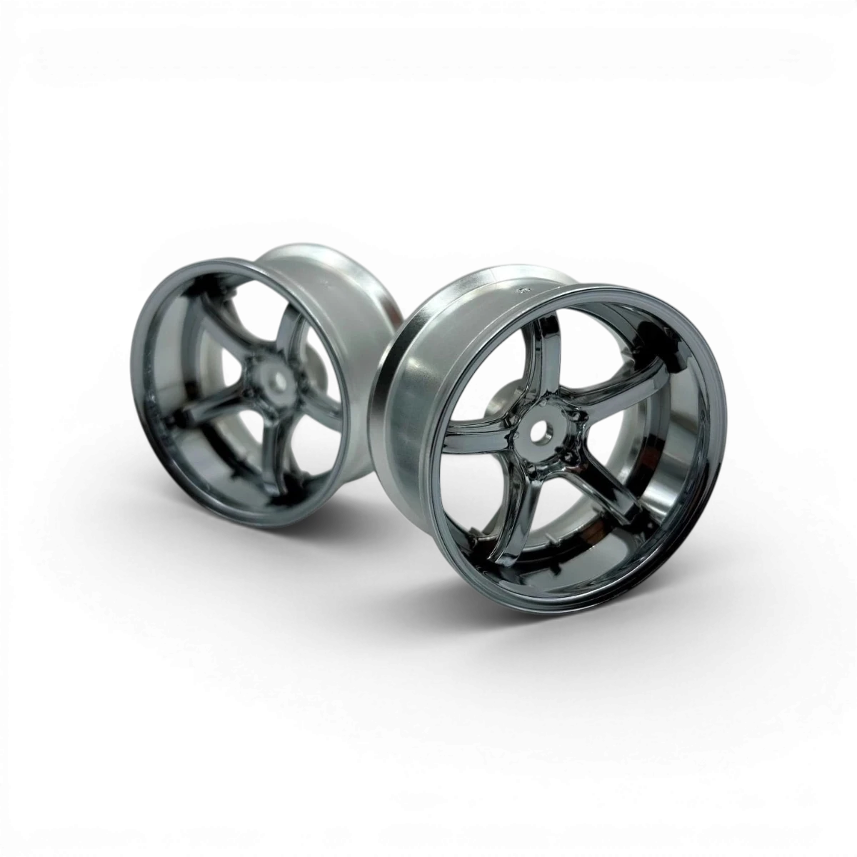 Jantes Work Emotion T5R Offset 6 en chrome de la marque Custom Lab's, visibles avec détails brillants et design moderne.